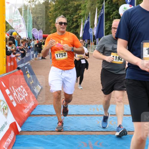 14.09.2025 - Airport Race Strokosch-Dieckow http://msf.ph/oto/8881408 14.09.2025 12:42:08 Ziel 377, 598, 958, 999, 1192, 1681, 1752, 1998, 4015 meine-sportfotos.de