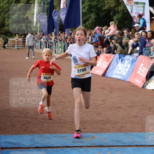 14.09.2025 - Airport Race Strokosch-Dieckow http://msf.ph/oto/8881432 14.09.2025 10:27:45 Ziel 3029, 3139, 3574, 3708 meine-sportfotos.de