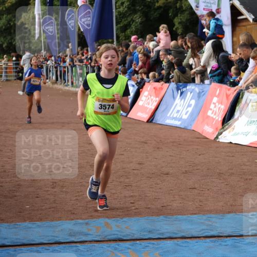14.09.2025 - Airport Race Strokosch-Dieckow http://msf.ph/oto/8881520 14.09.2025 10:27:52 Ziel 3217, 3570, 3574 meine-sportfotos.de