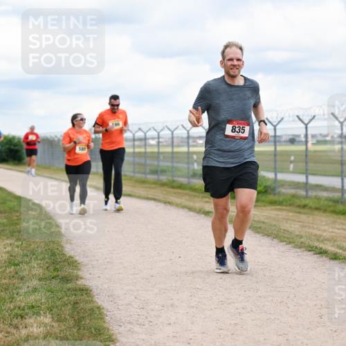 14.09.2025 - Airport Race Dr. Thomas Lammeyer http://msf.ph/oto/8881601 14.09.2025 12:33:30 Laufen 585, 835 meine-sportfotos.de