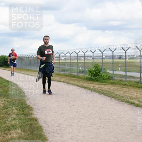 14.09.2025 - Airport Race Dr. Thomas Lammeyer http://msf.ph/oto/8881678 14.09.2025 12:33:43 Laufen 4214, 690, 1 meine-sportfotos.de