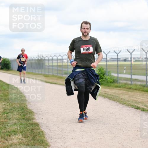14.09.2025 - Airport Race Dr. Thomas Lammeyer http://msf.ph/oto/8881692 14.09.2025 12:33:44 Laufen 690 meine-sportfotos.de