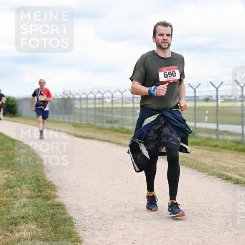 14.09.2025 - Airport Race Dr. Thomas Lammeyer http://msf.ph/oto/8881697 14.09.2025 12:33:45 Laufen 690 meine-sportfotos.de