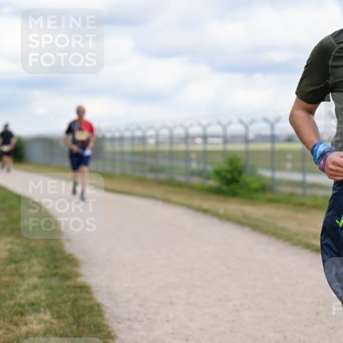 14.09.2025 - Airport Race Dr. Thomas Lammeyer http://msf.ph/oto/8881709 14.09.2025 12:33:46 Laufen 690 meine-sportfotos.de