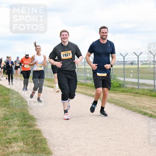 14.09.2025 - Airport Race Dr. Thomas Lammeyer http://msf.ph/oto/8881741 14.09.2025 12:33:56 Laufen 317, 1790, 1927 meine-sportfotos.de