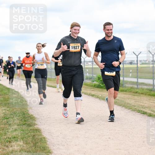 14.09.2025 - Airport Race Dr. Thomas Lammeyer http://msf.ph/oto/8881743 14.09.2025 12:33:56 Laufen 317, 1790, 421, 1927 meine-sportfotos.de