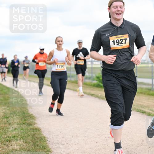 14.09.2025 - Airport Race Dr. Thomas Lammeyer http://msf.ph/oto/8881755 14.09.2025 12:33:57 Laufen 1790, 1927 meine-sportfotos.de