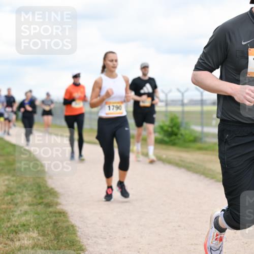 14.09.2025 - Airport Race Dr. Thomas Lammeyer http://msf.ph/oto/8881760 14.09.2025 12:33:58 Laufen 1790, 42, 1927 meine-sportfotos.de