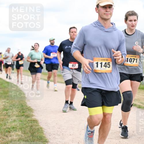 14.09.2025 - Airport Race Dr. Thomas Lammeyer http://msf.ph/oto/8881834 14.09.2025 12:34:06 Laufen 354, 87, 1145, 1071 meine-sportfotos.de