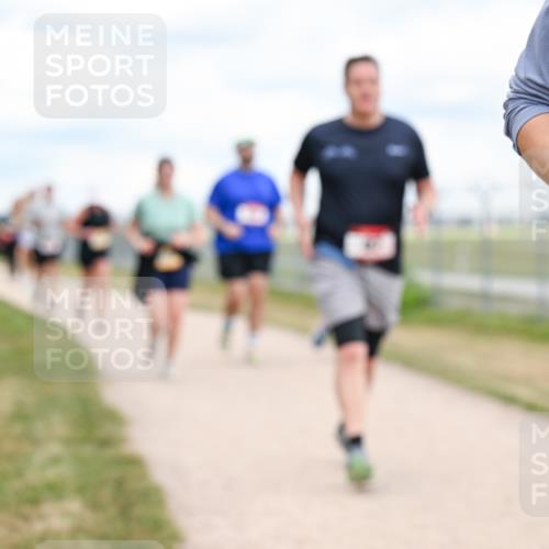 14.09.2025 - Airport Race Dr. Thomas Lammeyer http://msf.ph/oto/8881839 14.09.2025 12:34:07 Laufen 8 meine-sportfotos.de