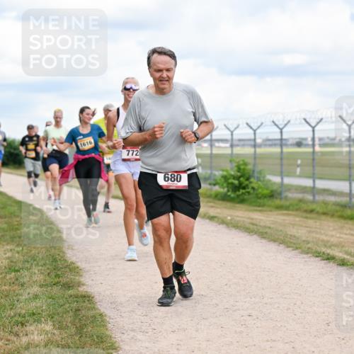 14.09.2025 - Airport Race Dr. Thomas Lammeyer http://msf.ph/oto/8881895 14.09.2025 12:34:13 Laufen 1616, 772, 680 meine-sportfotos.de