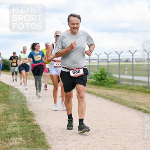 14.09.2025 - Airport Race Dr. Thomas Lammeyer http://msf.ph/oto/8881898 14.09.2025 12:34:13 Laufen 1616, 772, 680 meine-sportfotos.de