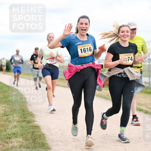 14.09.2025 - Airport Race Dr. Thomas Lammeyer http://msf.ph/oto/8881924 14.09.2025 12:34:16 Laufen 103, 1616, 74 meine-sportfotos.de
