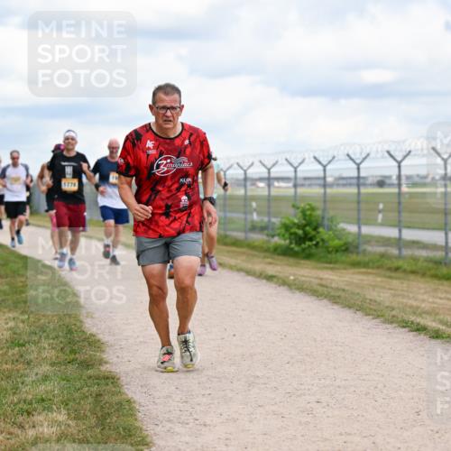 14.09.2025 - Airport Race Dr. Thomas Lammeyer http://msf.ph/oto/8881992 14.09.2025 12:34:26 Laufen 1778 meine-sportfotos.de