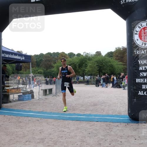 14.09.2025 - Stadtparktriathlon Strokosch-Dieckow http://msf.ph/oto/8882010 14.09.2025 09:39:04 Ziel 315 meine-sportfotos.de
