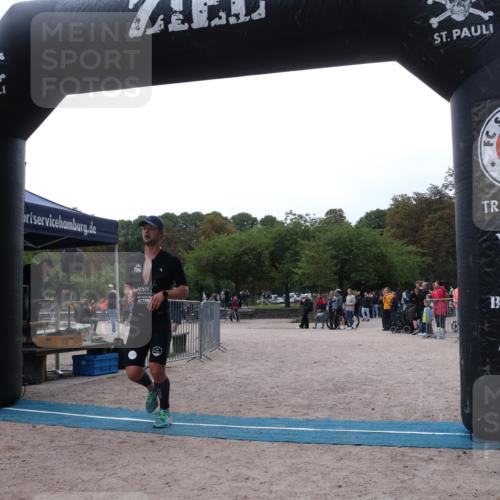 14.09.2025 - Stadtparktriathlon Strokosch-Dieckow http://msf.ph/oto/8882053 14.09.2025 09:41:06 Ziel 355 meine-sportfotos.de