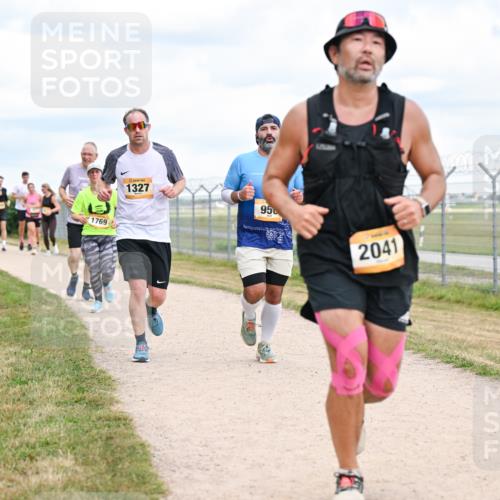 14.09.2025 - Airport Race Dr. Thomas Lammeyer http://msf.ph/oto/8882062 14.09.2025 12:34:32 Laufen 1769, 1327, 950, 2041 meine-sportfotos.de