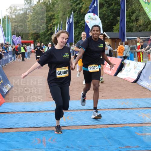 14.09.2025 - Airport Race Strokosch-Dieckow http://msf.ph/oto/8882066 14.09.2025 12:43:47 Ziel 25, 54, 407, 513, 989, 1017, 1067, 1334, 1459, 1550, 1633, 1954, 2070, 2095 meine-sportfotos.de