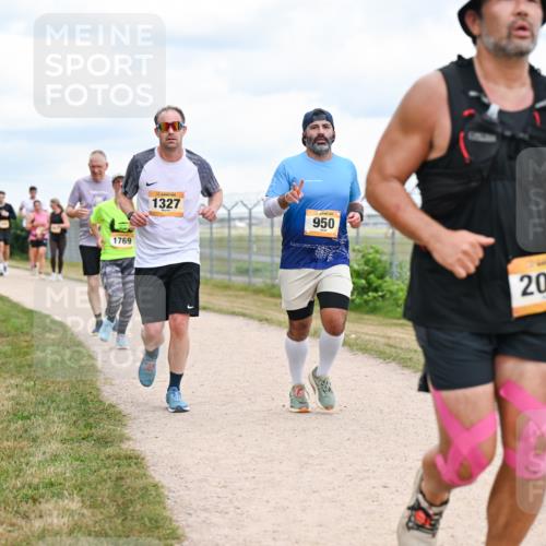 14.09.2025 - Airport Race Dr. Thomas Lammeyer http://msf.ph/oto/8882070 14.09.2025 12:34:33 Laufen 1769, 1327, 950, 2041 meine-sportfotos.de