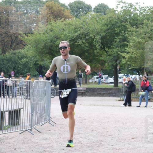 14.09.2025 - Stadtparktriathlon Strokosch-Dieckow http://msf.ph/oto/8882079 14.09.2025 09:41:51 Ziel 344 meine-sportfotos.de