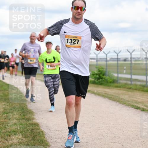 14.09.2025 - Airport Race Dr. Thomas Lammeyer http://msf.ph/oto/8882093 14.09.2025 12:34:34 Laufen 461, 1327 meine-sportfotos.de