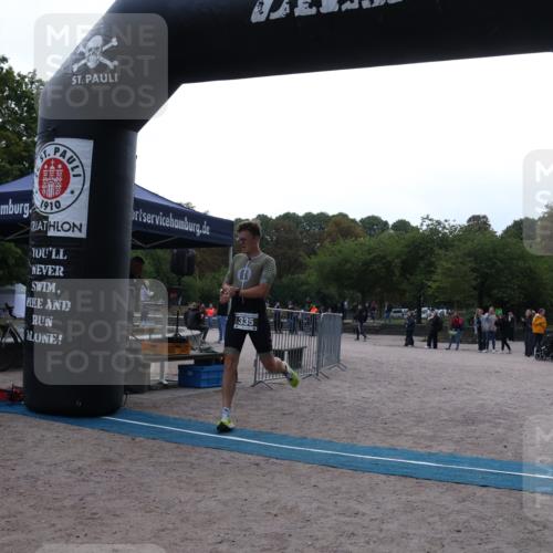 14.09.2025 - Stadtparktriathlon Strokosch-Dieckow http://msf.ph/oto/8882101 14.09.2025 09:42:17 Ziel 335 meine-sportfotos.de