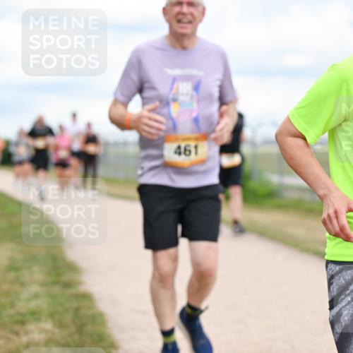 14.09.2025 - Airport Race Dr. Thomas Lammeyer http://msf.ph/oto/8882123 14.09.2025 12:34:37 Laufen 461, 42, 1769 meine-sportfotos.de