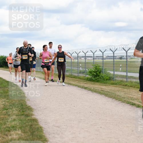 14.09.2025 - Airport Race Dr. Thomas Lammeyer http://msf.ph/oto/8882146 14.09.2025 12:34:39 Laufen 1235, 1788, 1811, 1677, 438 meine-sportfotos.de