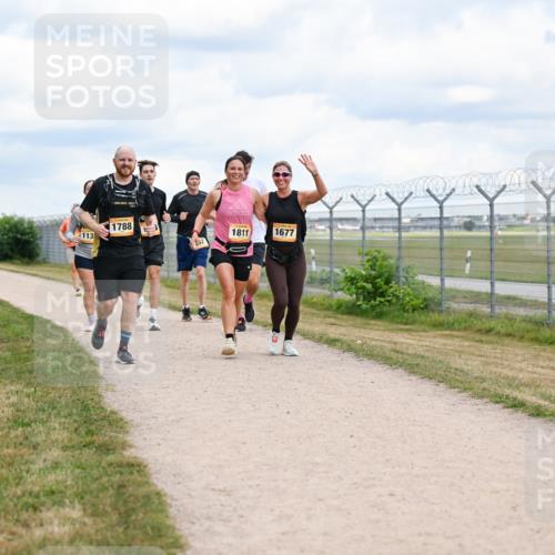 14.09.2025 - Airport Race Dr. Thomas Lammeyer http://msf.ph/oto/8882160 14.09.2025 12:34:40 Laufen 113, 1788, 1811, 1677 meine-sportfotos.de