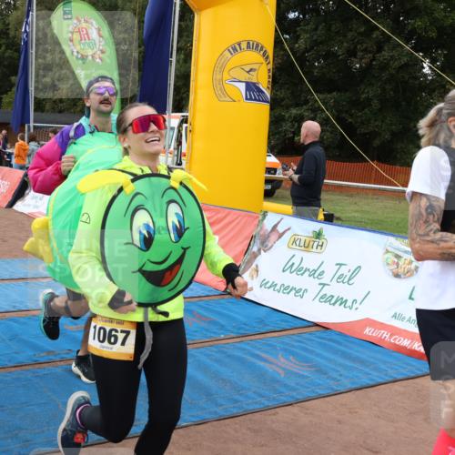 14.09.2025 - Airport Race Strokosch-Dieckow http://msf.ph/oto/8882182 14.09.2025 12:43:57 Ziel 25, 90, 407, 641, 742, 1001, 1017, 1067, 1219, 1334, 1587, 1656, 1730, 2095, 2134 meine-sportfotos.de