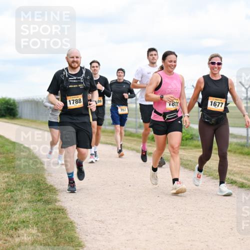 14.09.2025 - Airport Race Dr. Thomas Lammeyer http://msf.ph/oto/8882187 14.09.2025 12:34:42 Laufen 201, 1788, 86, 352, 811, 1677 meine-sportfotos.de