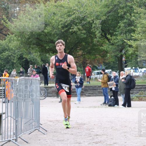 14.09.2025 - Stadtparktriathlon Strokosch-Dieckow http://msf.ph/oto/8882191 14.09.2025 09:44:24 Ziel 314 meine-sportfotos.de