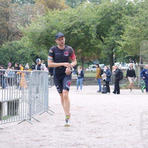 14.09.2025 - Stadtparktriathlon Strokosch-Dieckow http://msf.ph/oto/8882212 14.09.2025 09:44:40 Ziel 304 meine-sportfotos.de