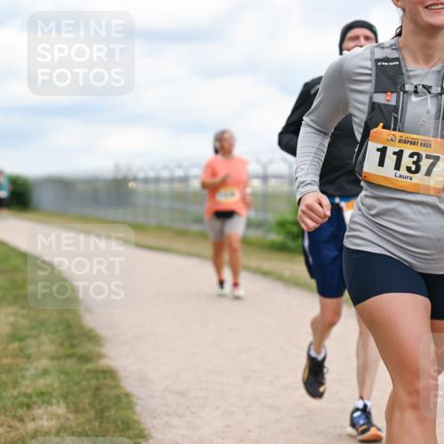 14.09.2025 - Airport Race Dr. Thomas Lammeyer http://msf.ph/oto/8882243 14.09.2025 12:34:46 Laufen 42, 1137 meine-sportfotos.de