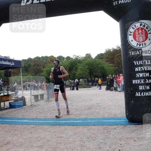 14.09.2025 - Stadtparktriathlon Strokosch-Dieckow http://msf.ph/oto/8882251 14.09.2025 09:45:18 Ziel 377 meine-sportfotos.de