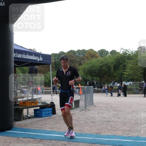 14.09.2025 - Stadtparktriathlon Strokosch-Dieckow http://msf.ph/oto/8882284 14.09.2025 09:46:14 Ziel 301 meine-sportfotos.de