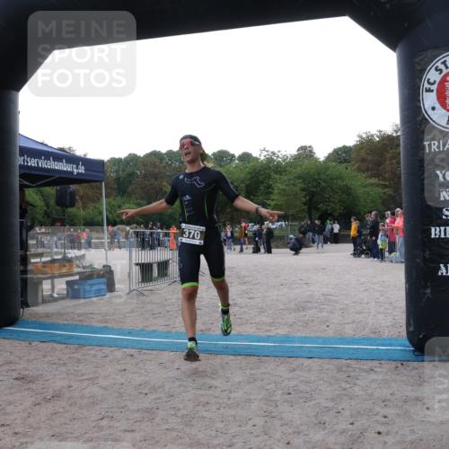 14.09.2025 - Stadtparktriathlon Strokosch-Dieckow http://msf.ph/oto/8882300 14.09.2025 09:46:24 Ziel 370 meine-sportfotos.de