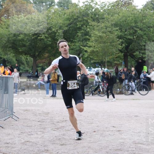 14.09.2025 - Stadtparktriathlon Strokosch-Dieckow http://msf.ph/oto/8882375 14.09.2025 09:47:29 Ziel 339, 354 meine-sportfotos.de