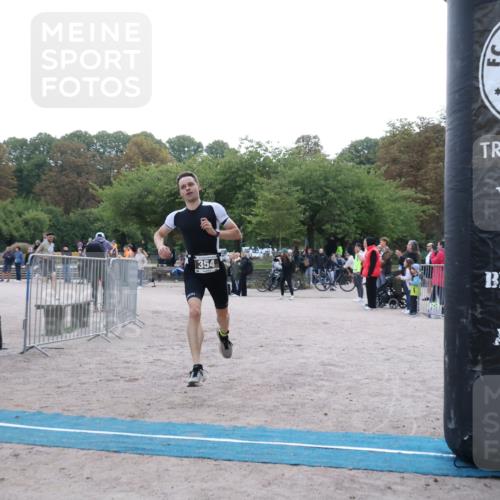 14.09.2025 - Stadtparktriathlon Strokosch-Dieckow http://msf.ph/oto/8882378 14.09.2025 09:47:30 Ziel 339, 354 meine-sportfotos.de