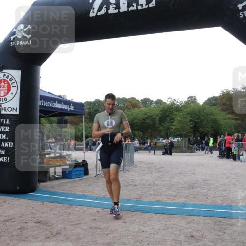 14.09.2025 - Stadtparktriathlon Strokosch-Dieckow http://msf.ph/oto/8882412 14.09.2025 09:47:40 Ziel 339, 345 meine-sportfotos.de