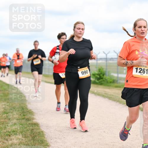 14.09.2025 - Airport Race Dr. Thomas Lammeyer http://msf.ph/oto/8882478 14.09.2025 12:35:27 Laufen 33, 990, 1261 meine-sportfotos.de
