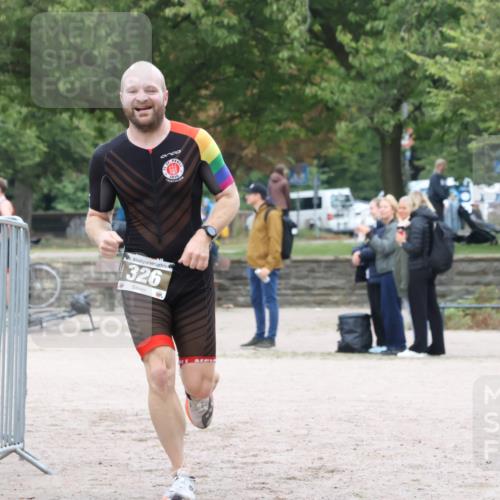 14.09.2025 - Stadtparktriathlon Strokosch-Dieckow http://msf.ph/oto/8882492 14.09.2025 09:48:48 Ziel 326 meine-sportfotos.de