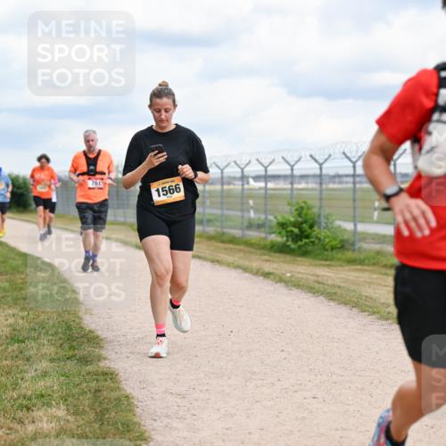 14.09.2025 - Airport Race Dr. Thomas Lammeyer http://msf.ph/oto/8882505 14.09.2025 12:35:30 Laufen 761, 1566, 338 meine-sportfotos.de