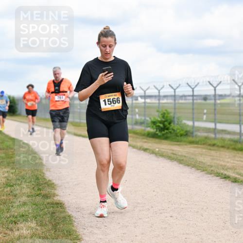 14.09.2025 - Airport Race Dr. Thomas Lammeyer http://msf.ph/oto/8882519 14.09.2025 12:35:31 Laufen 761, 1566 meine-sportfotos.de