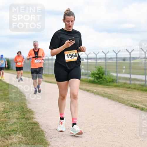 14.09.2025 - Airport Race Dr. Thomas Lammeyer http://msf.ph/oto/8882521 14.09.2025 12:35:31 Laufen 1566 meine-sportfotos.de
