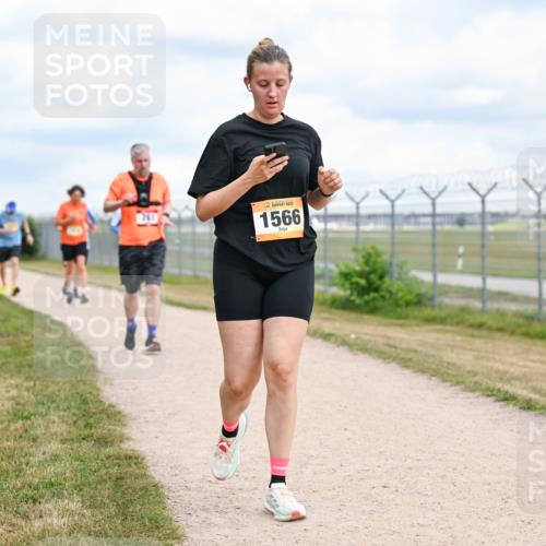 14.09.2025 - Airport Race Dr. Thomas Lammeyer http://msf.ph/oto/8882524 14.09.2025 12:35:31 Laufen 1566 meine-sportfotos.de