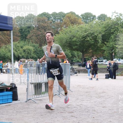 14.09.2025 - Stadtparktriathlon Strokosch-Dieckow http://msf.ph/oto/8882528 14.09.2025 09:49:13 Ziel 318, 340 meine-sportfotos.de