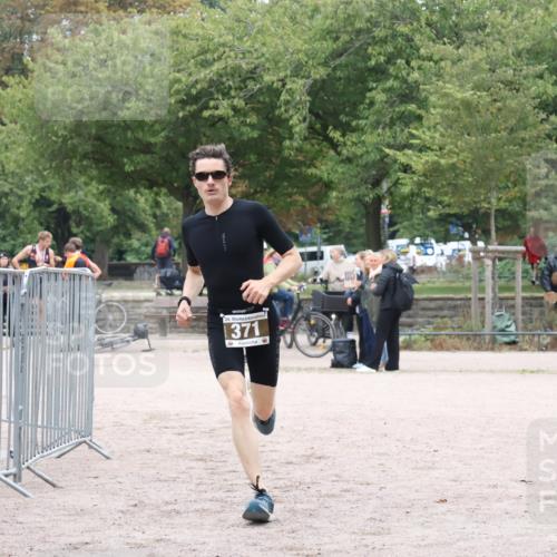 14.09.2025 - Stadtparktriathlon Strokosch-Dieckow http://msf.ph/oto/8882570 14.09.2025 09:49:33 Ziel 371 meine-sportfotos.de