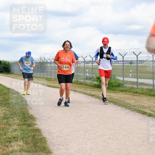 14.09.2025 - Airport Race Dr. Thomas Lammeyer http://msf.ph/oto/8882587 14.09.2025 12:35:36 Laufen 1077, 1419 meine-sportfotos.de