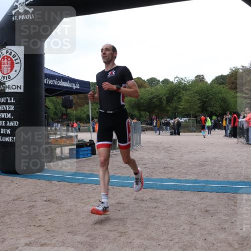 14.09.2025 - Stadtparktriathlon Strokosch-Dieckow http://msf.ph/oto/8882624 14.09.2025 09:50:11 Ziel 372 meine-sportfotos.de